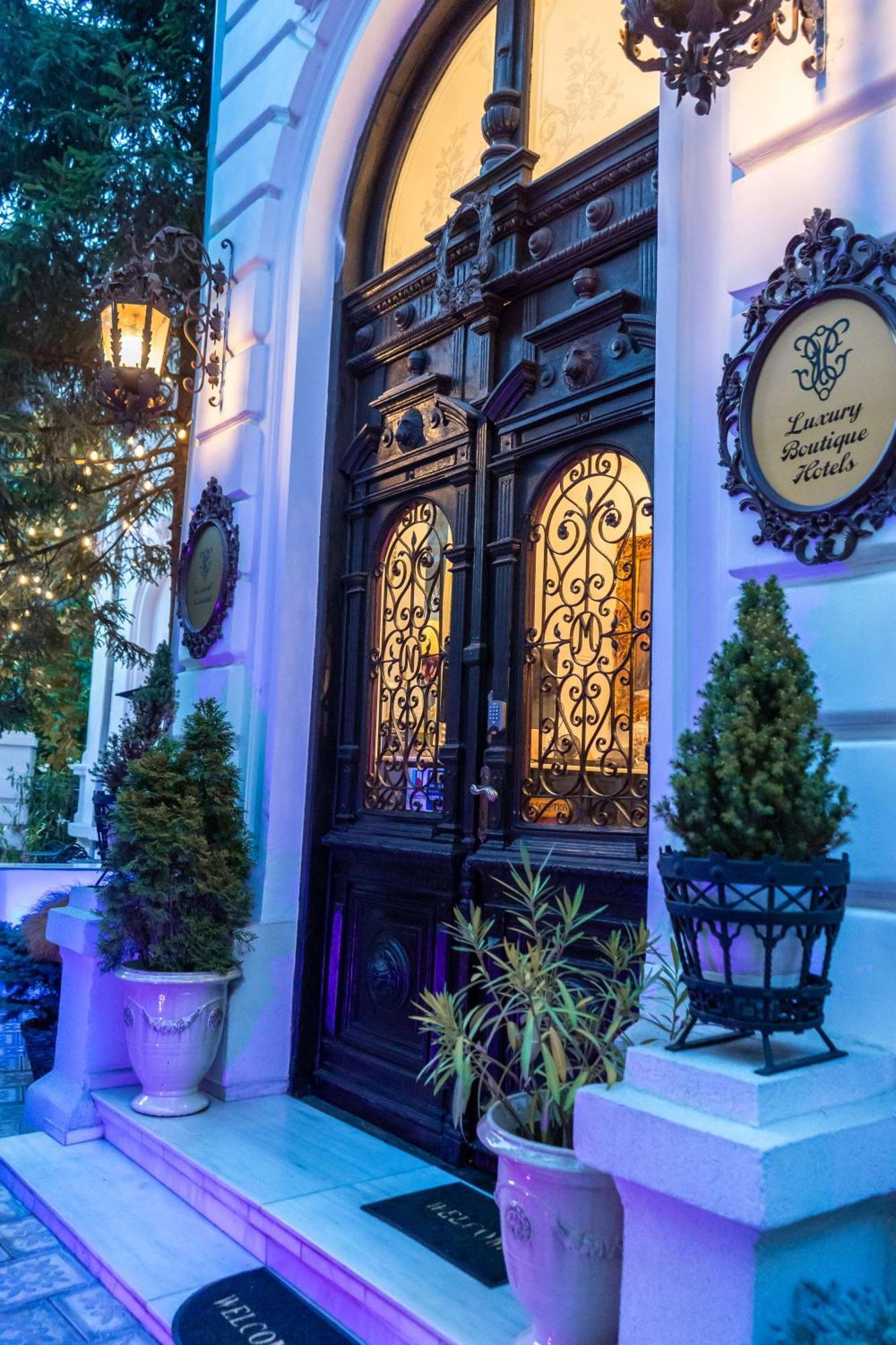 Conacul Coroanei Luxury Boutique Hotel Бухарест Екстер'єр фото