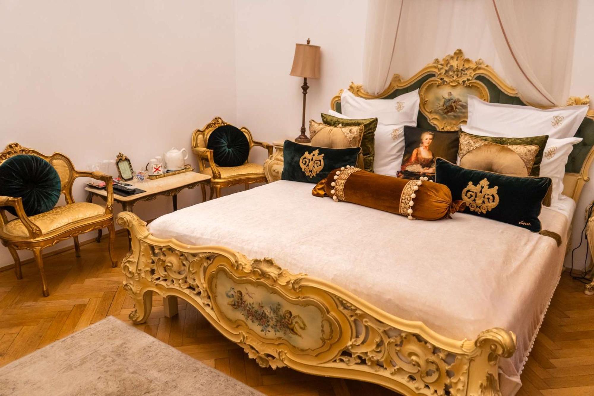 Conacul Coroanei Luxury Boutique Hotel Бухарест Екстер'єр фото
